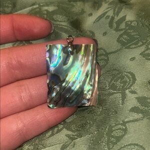 Elegant Abalone Shell Pendant for necklace